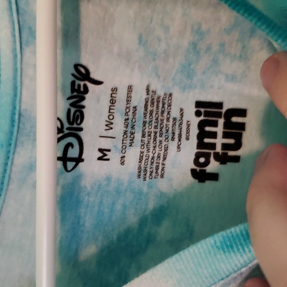 Disney tie dye Minnie Mouse t shirt - Picture 4 of 7